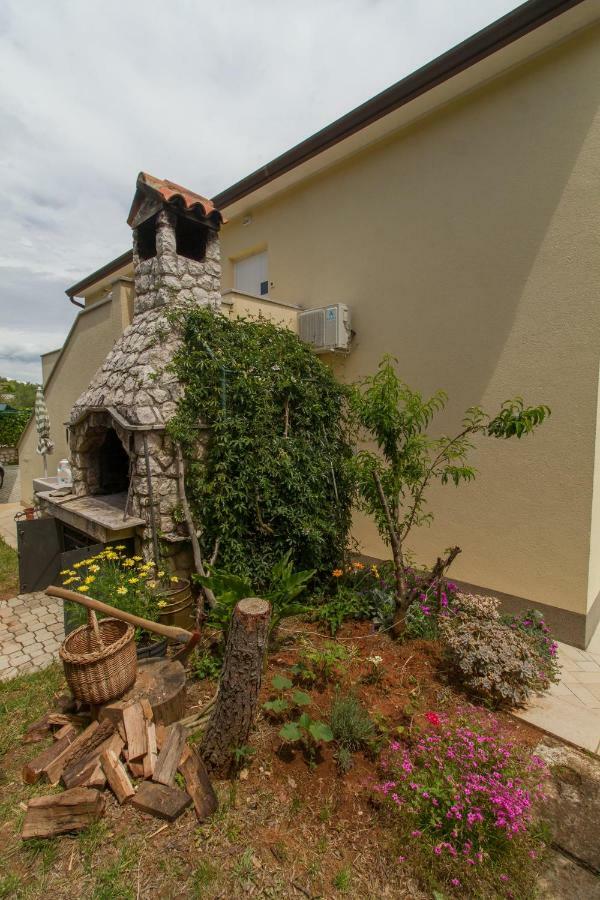 Apartments Ivana Ровини Екстериор снимка